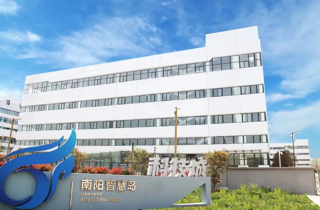 南阳中关村科技城厂房招租，层高7米送免租期