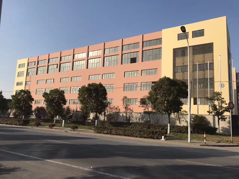 浦东外环，张江康桥，一楼楼上200平起租，整层2千，5米高度
