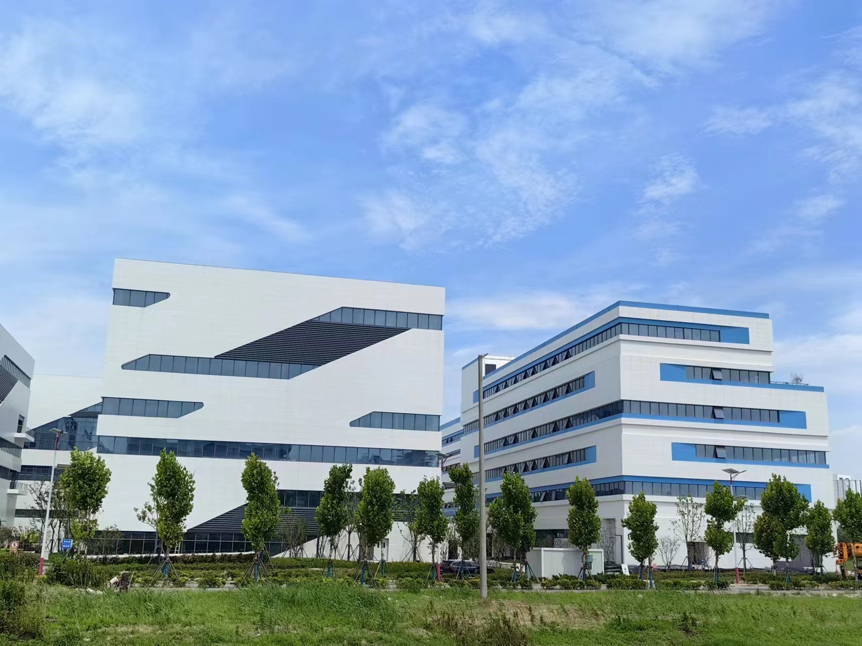 张江临港产业园 形象好 全新园区 集成电路 生物医药 可分割