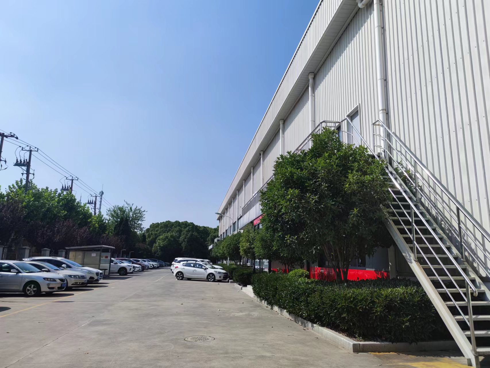 浦东厂房出租业主直租 配电800KV 金桥南区2500平高12米单层厂房