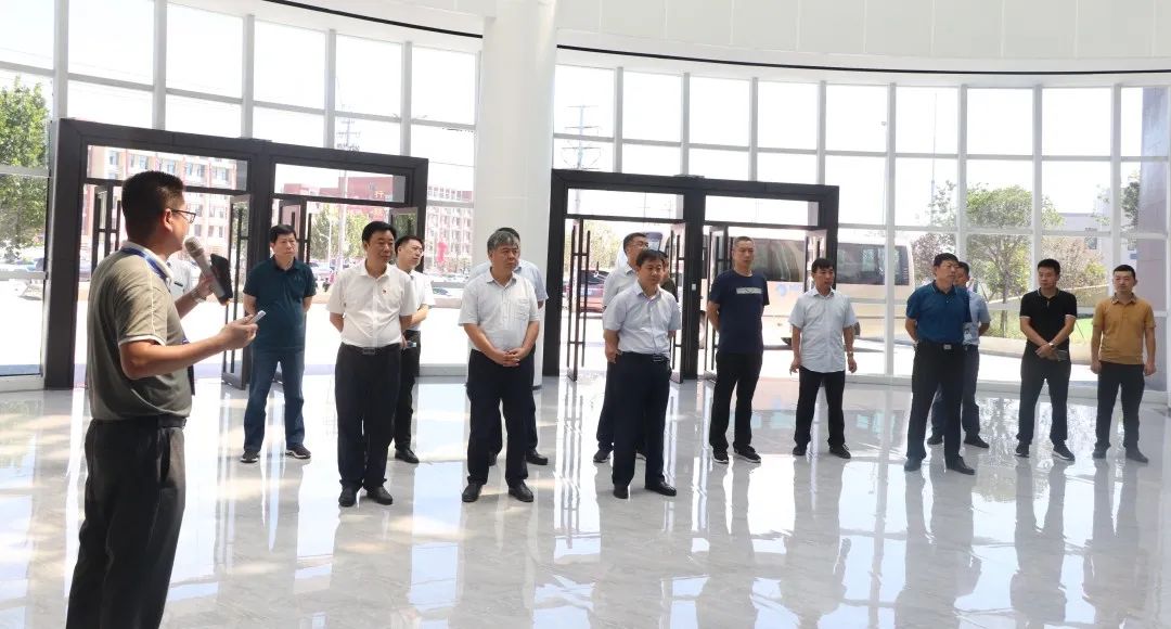河南省滑县县委副书记、县长陈忠一行调研南阳中关村信息谷创新中心