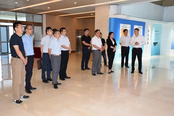 天津市静海区合作示范区管委会领导一行莅临滨海—中关村科技园调研并座谈