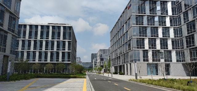 周浦医谷2元起！张江科学城医药类研发厂房20000平大小可分
