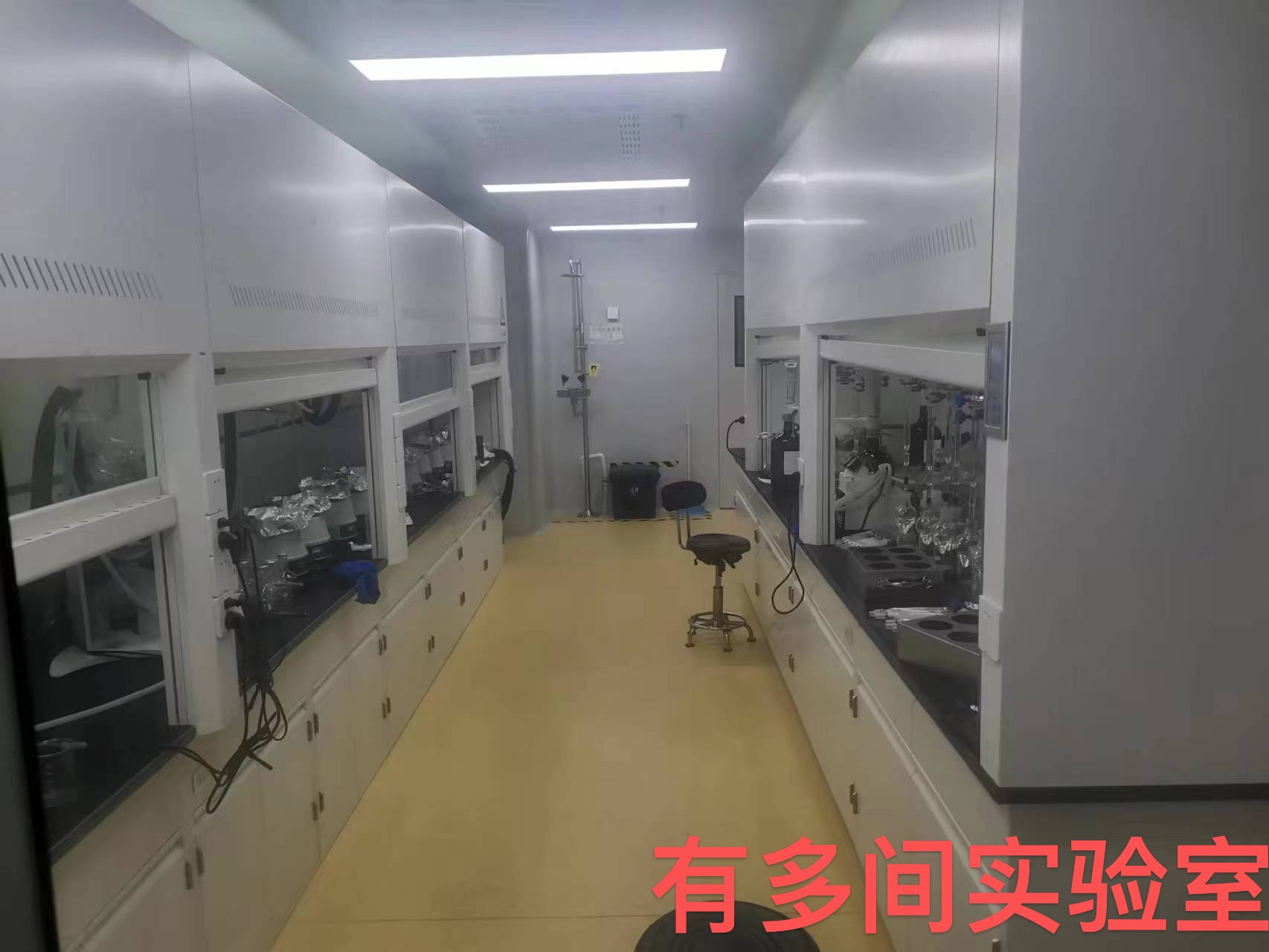 闵行。一楼